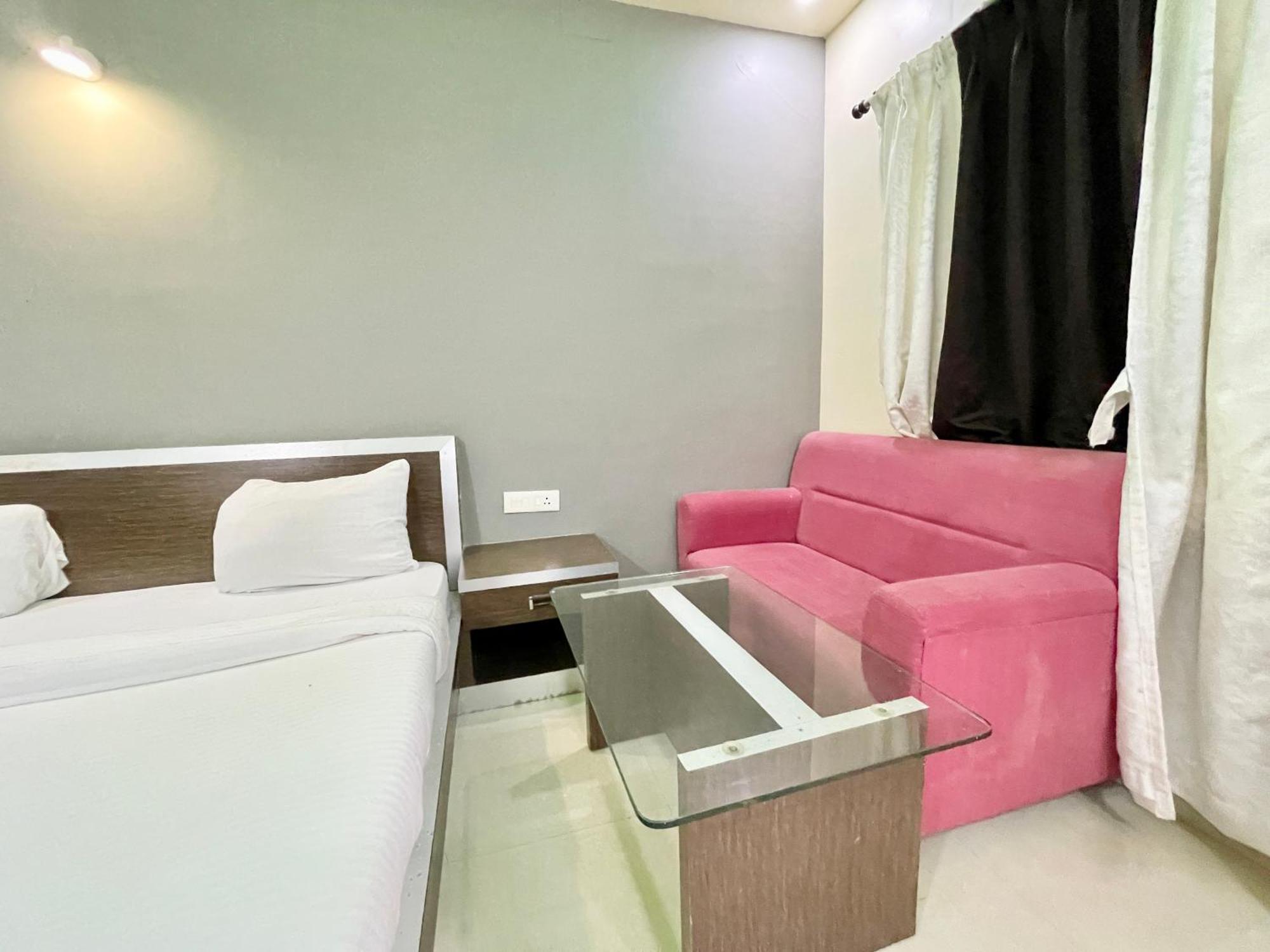Hotel Trends In Puri Esterno foto