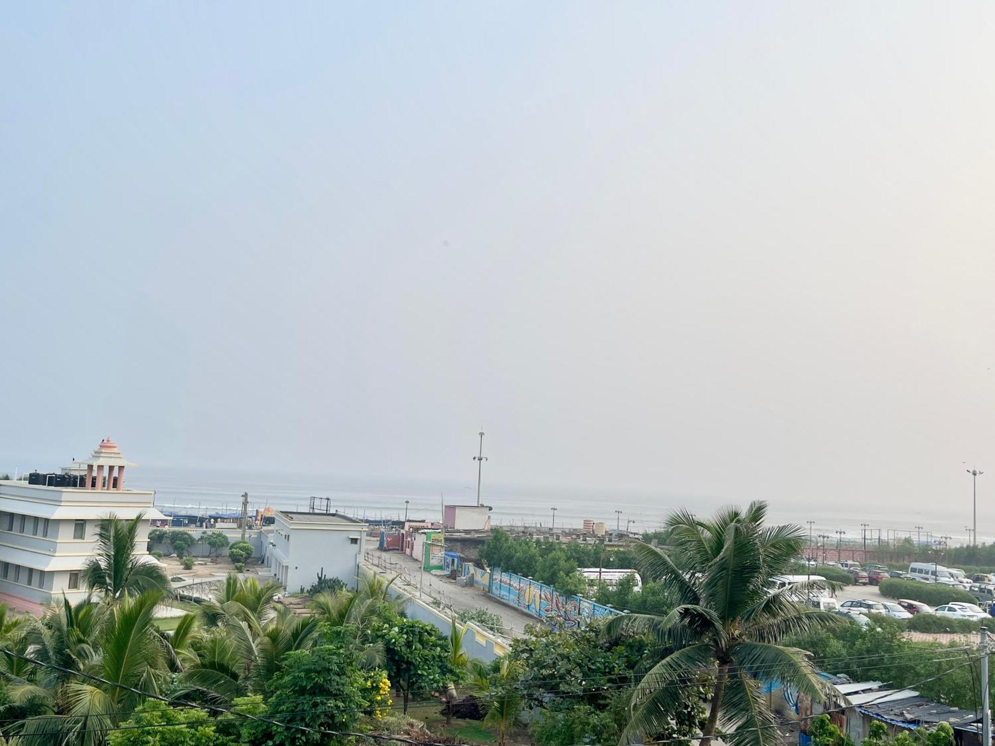 Hotel Trends In Puri Esterno foto