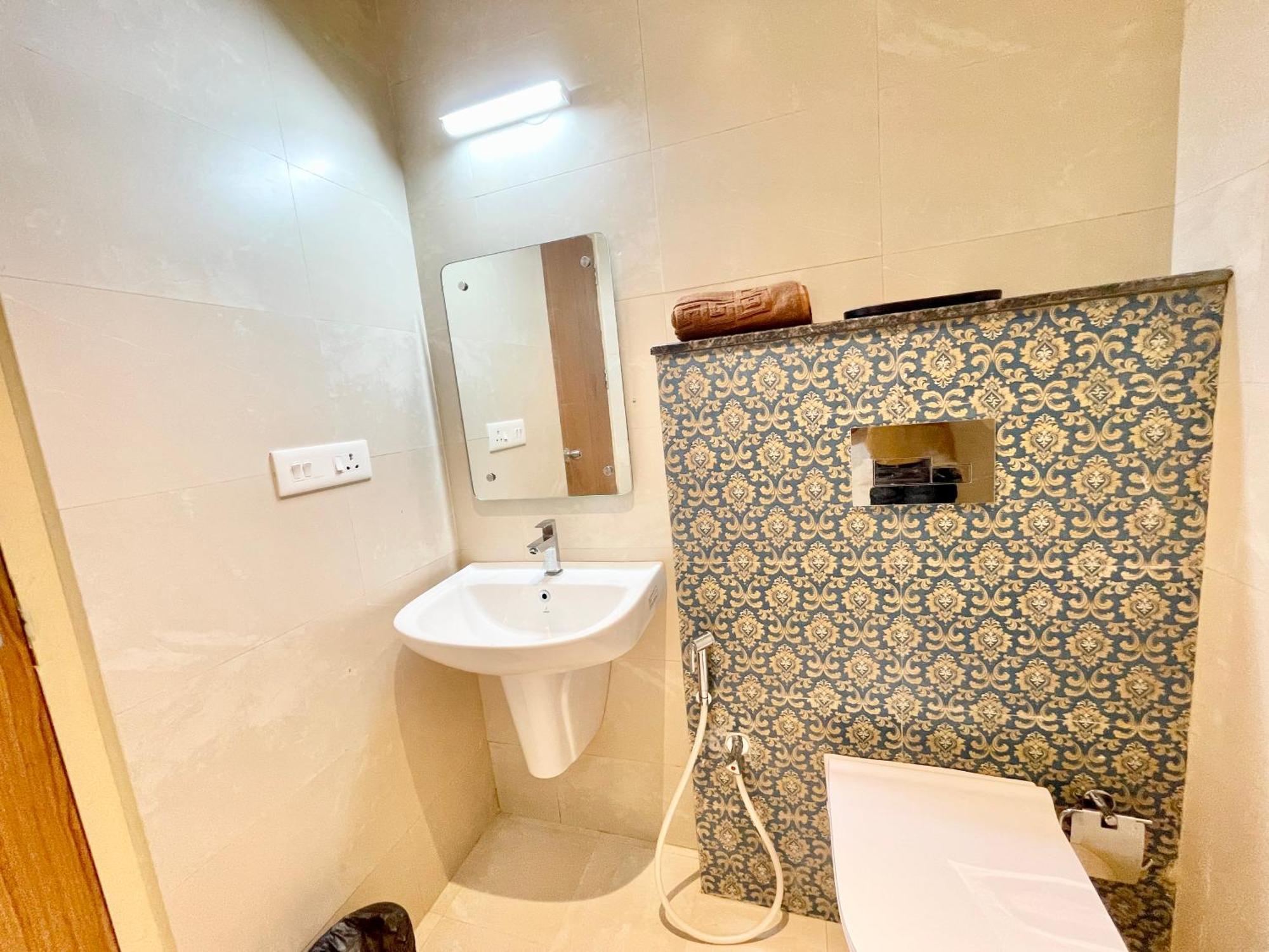 Hotel Trends In Puri Esterno foto